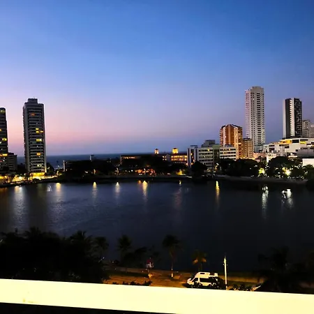 Apartamento Apartasuite El Laguito